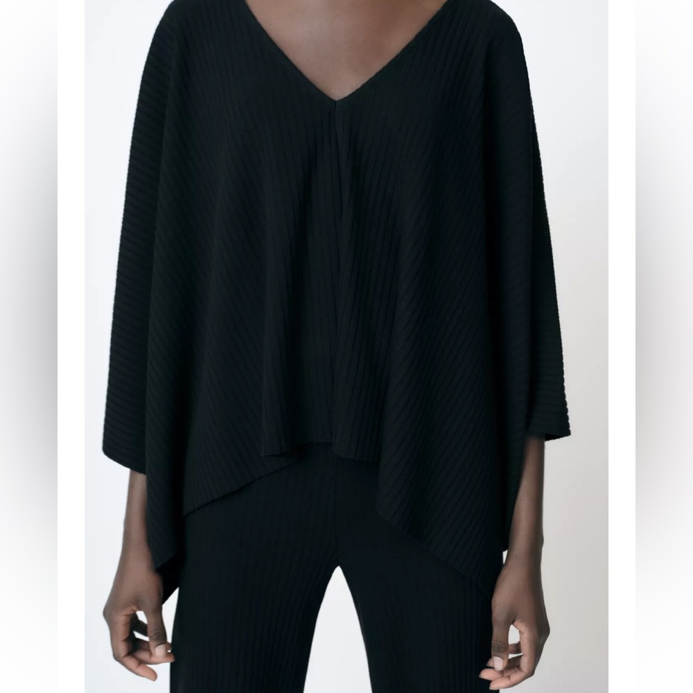 Zara Black V-Neck Tunic Top Size Medium